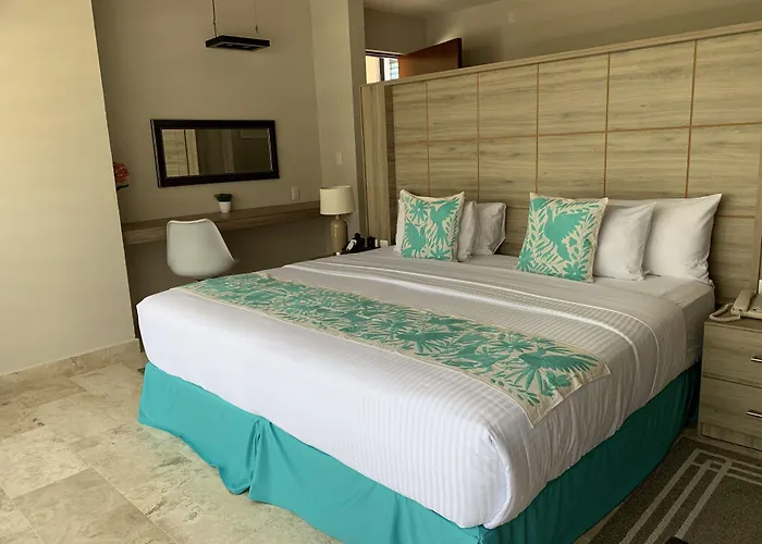 Xaha & Golf Tulum